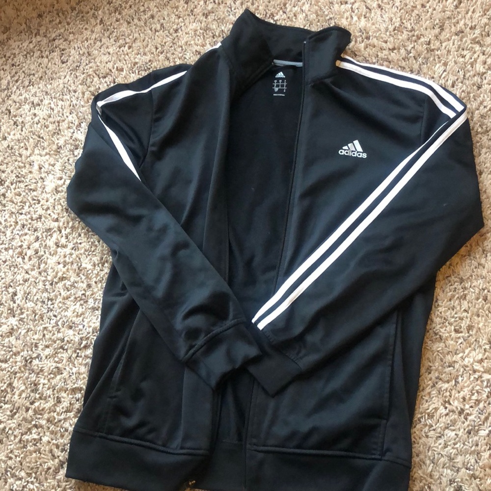 Small men’s adidas zip-up, great light weight jacket